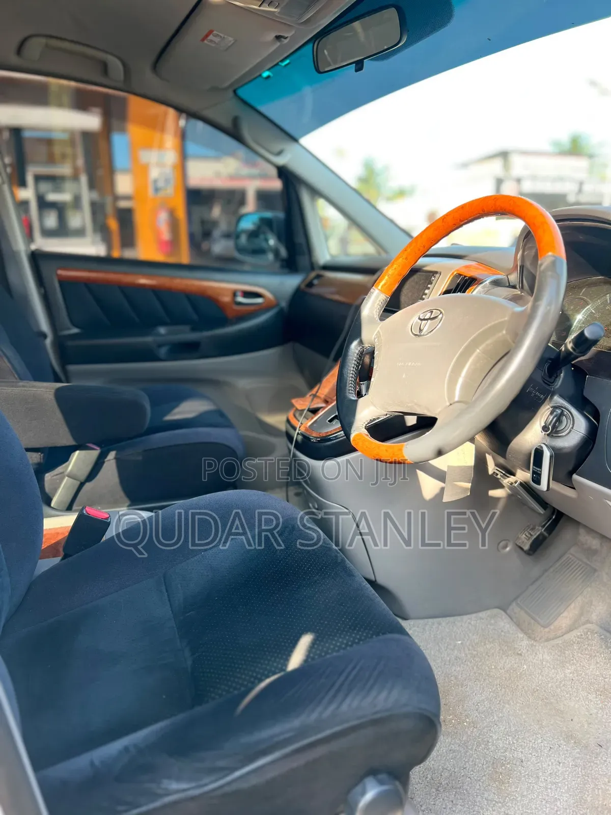 Toyota Alphard 2008 White