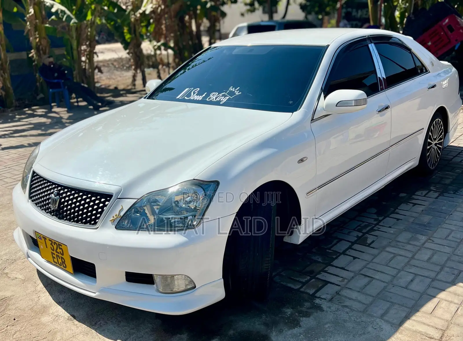 Toyota Crown 2006 White