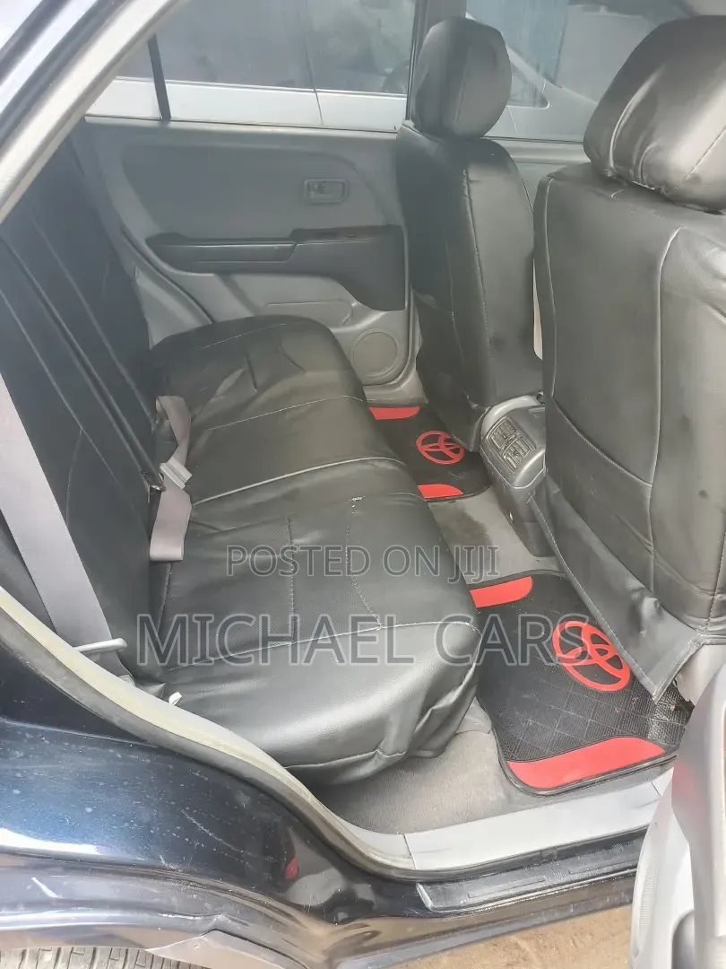 Toyota Harrier 2002 Blue