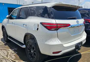Toyota Fortuner 2.8 D AWD 2020 Pearl