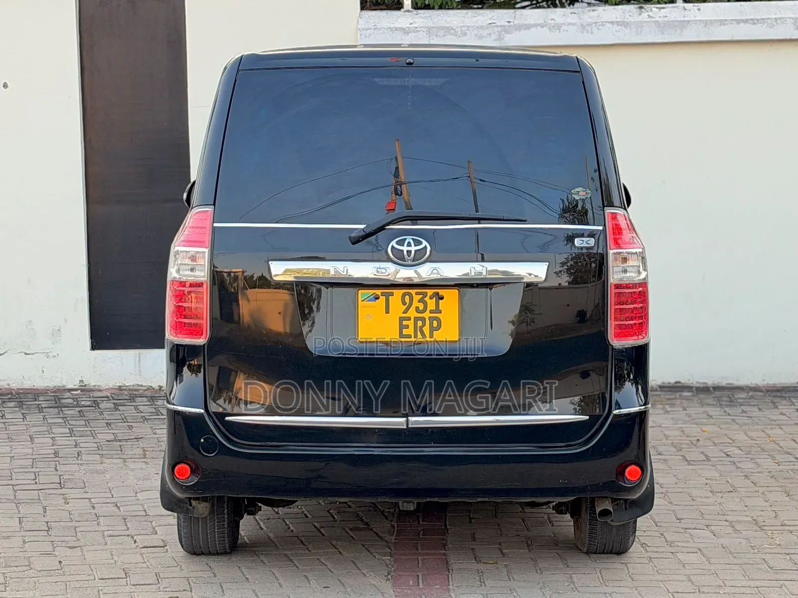 Toyota Noah 2009 Black