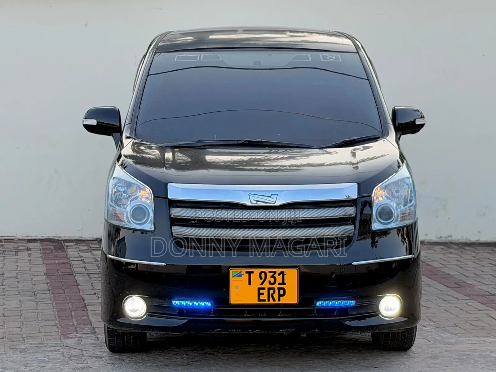 Toyota Noah 2009 Black