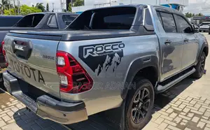 Toyota Hilux Revo Double Cab Deisel 2.8 AWD 2022 Silver