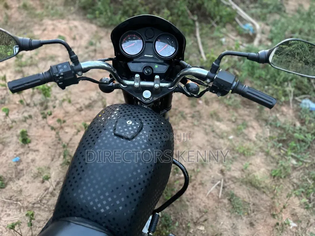 Bajaj Boxer 125 2024 Black