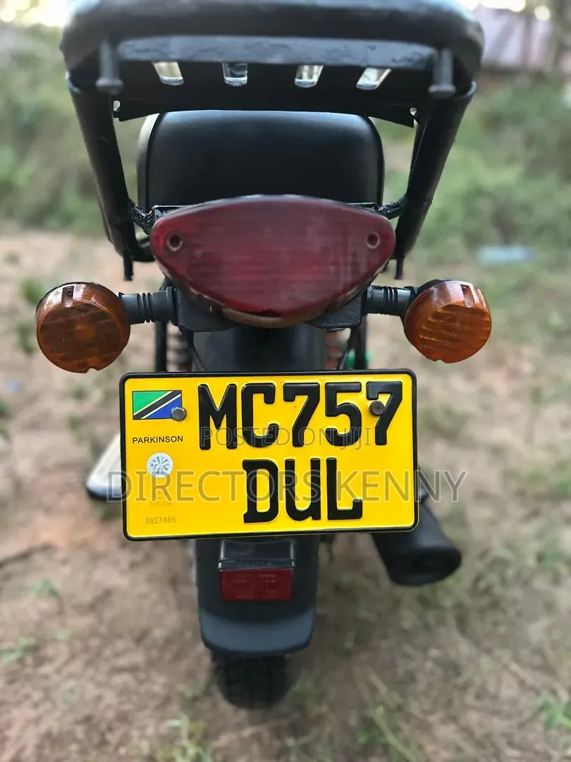 Bajaj Boxer 125 2024 Black