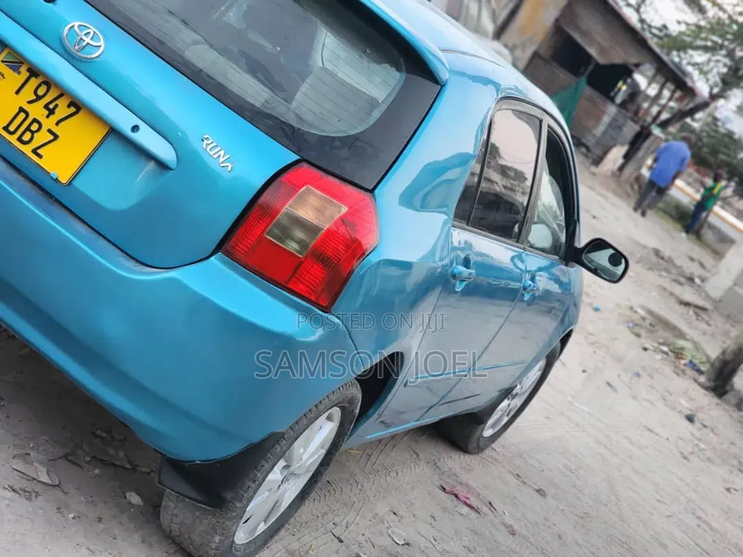 Toyota Corolla RunX 2005 Blue
