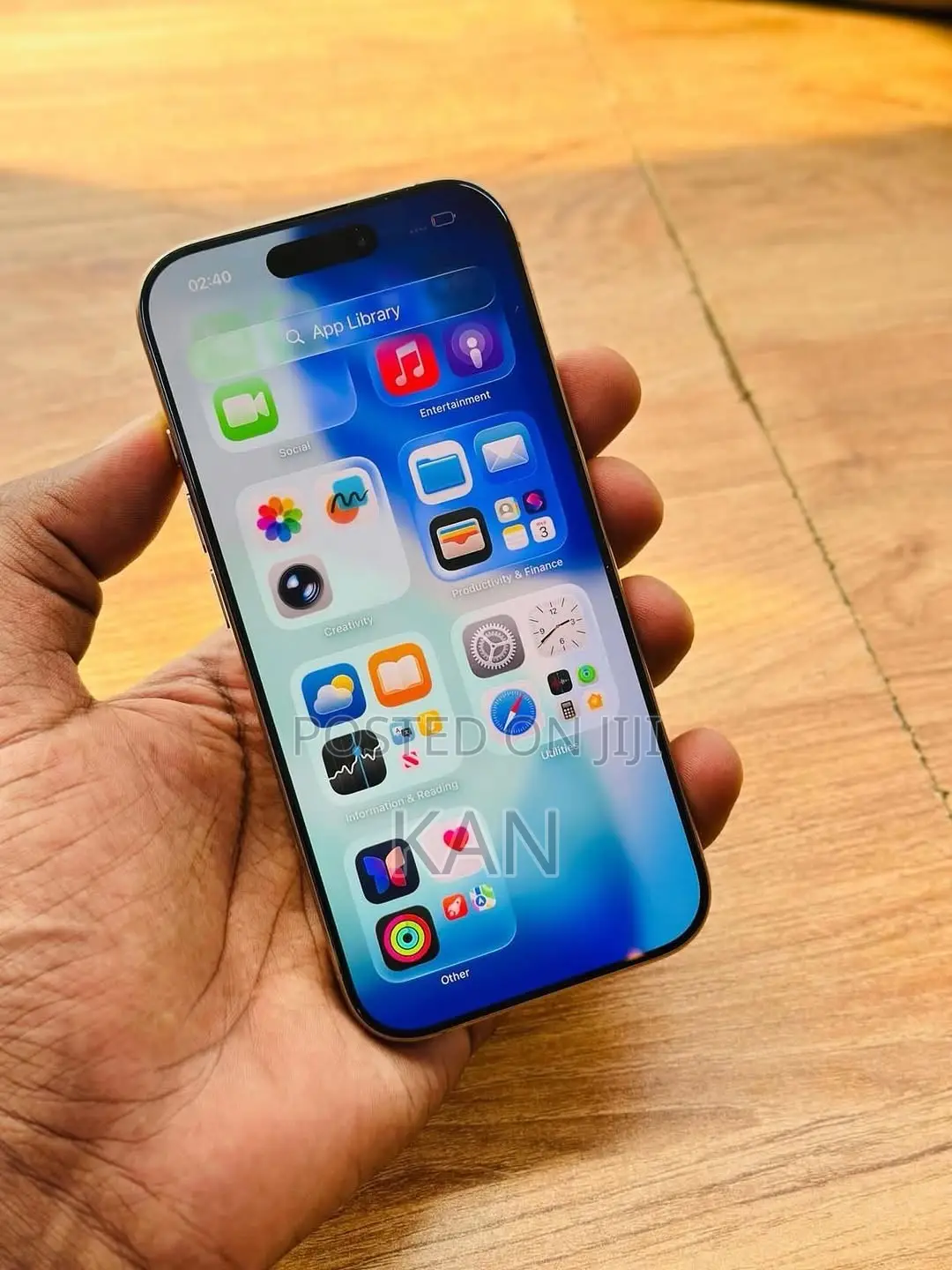 Apple iPhone 16 Pro 128 GB Gold