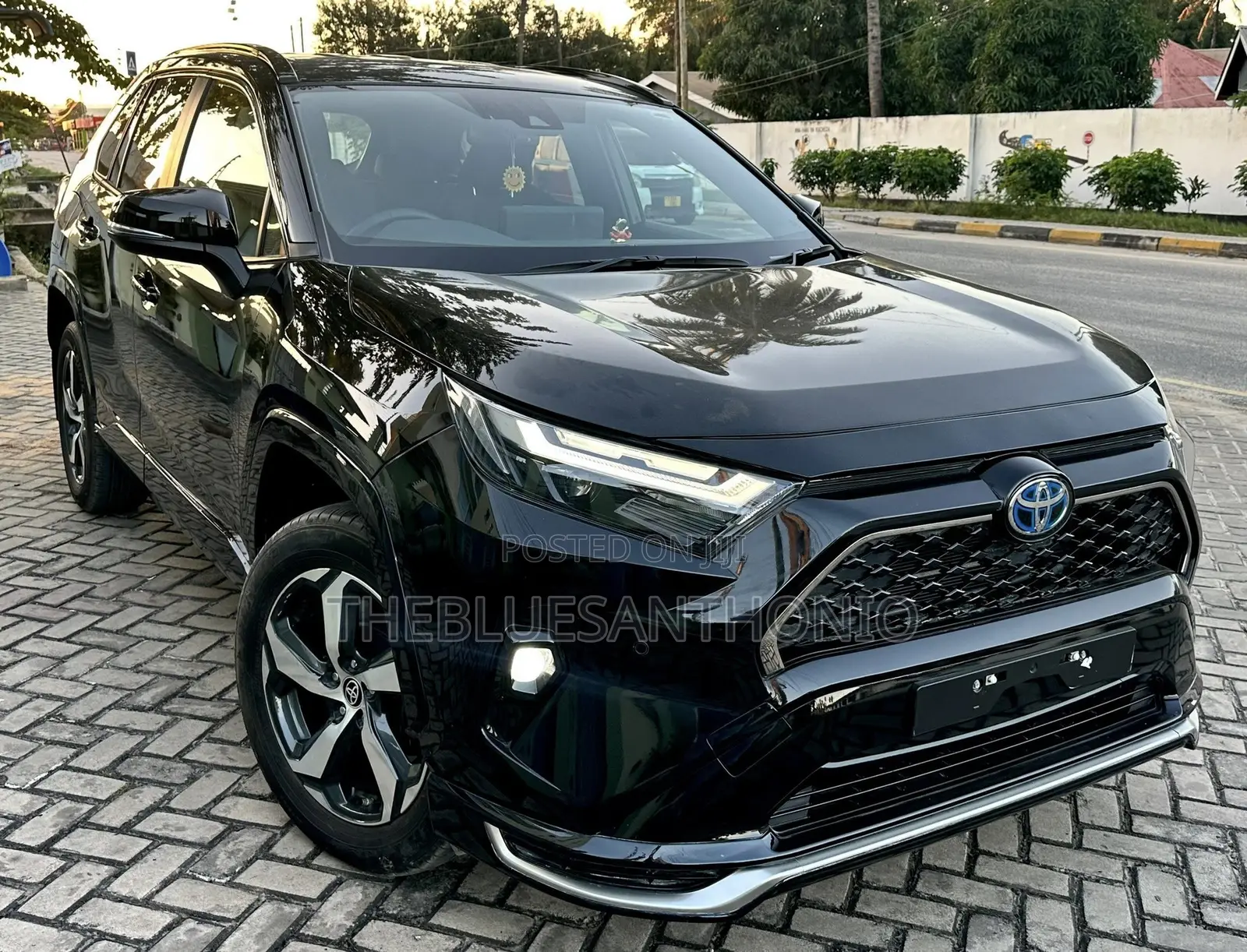 Toyota RAV4 2023 Black