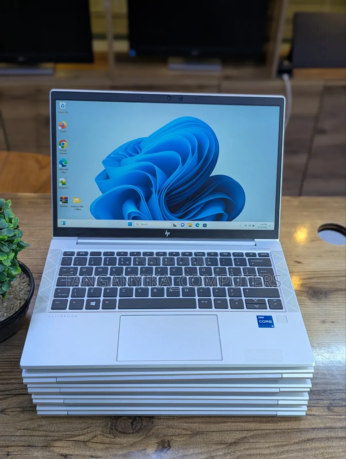 Laptop HP EliteBook 830 G8 8GB Intel Core i5 SSD 256GB