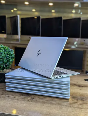Laptop HP EliteBook 830 G8 8GB Intel Core i5 SSD 256GB