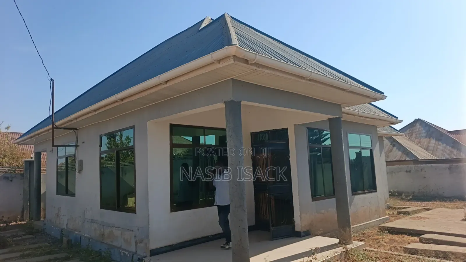 Furnished 3bdrm House in Buswelu for sale