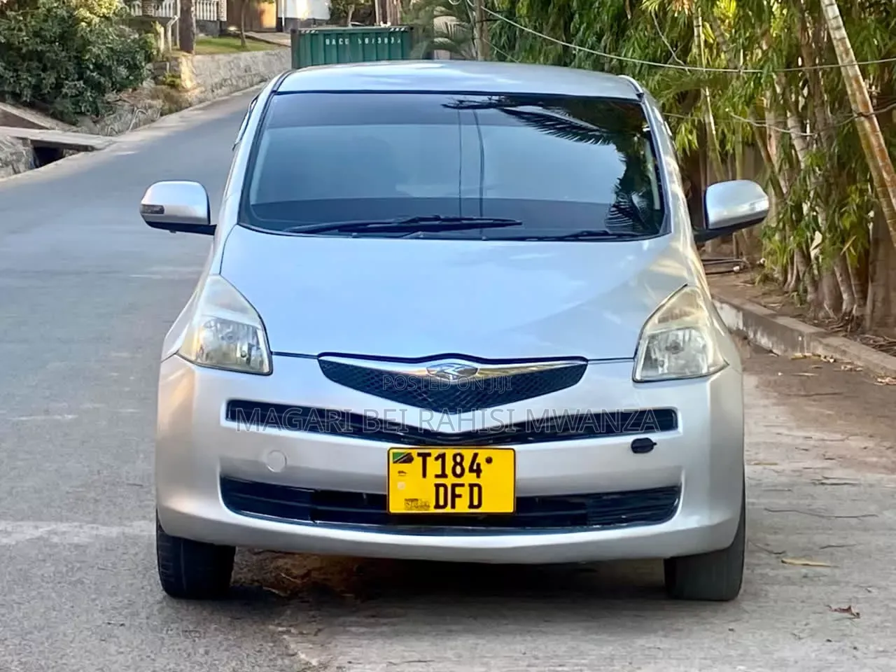 Toyota Ractis 2006 Silver