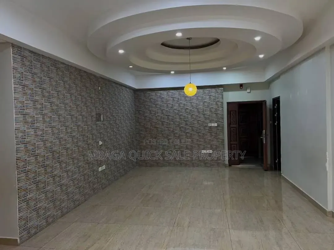 3bdrm Apartment in Upanga West for rent