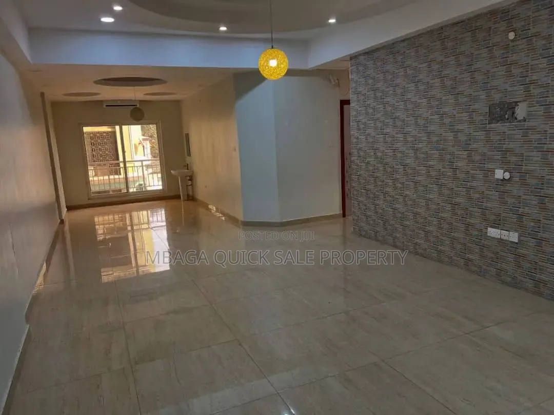 3bdrm Apartment in Upanga West for rent