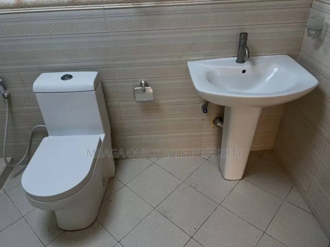 3bdrm Apartment in Upanga West for rent