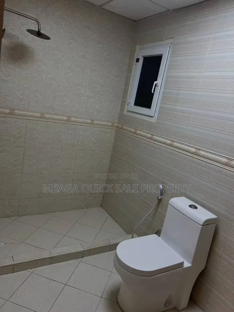 3bdrm Apartment in Upanga West for rent