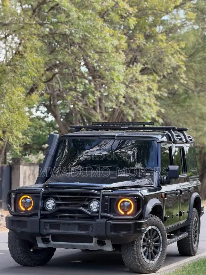 INEOS Grenadier 2024 Black