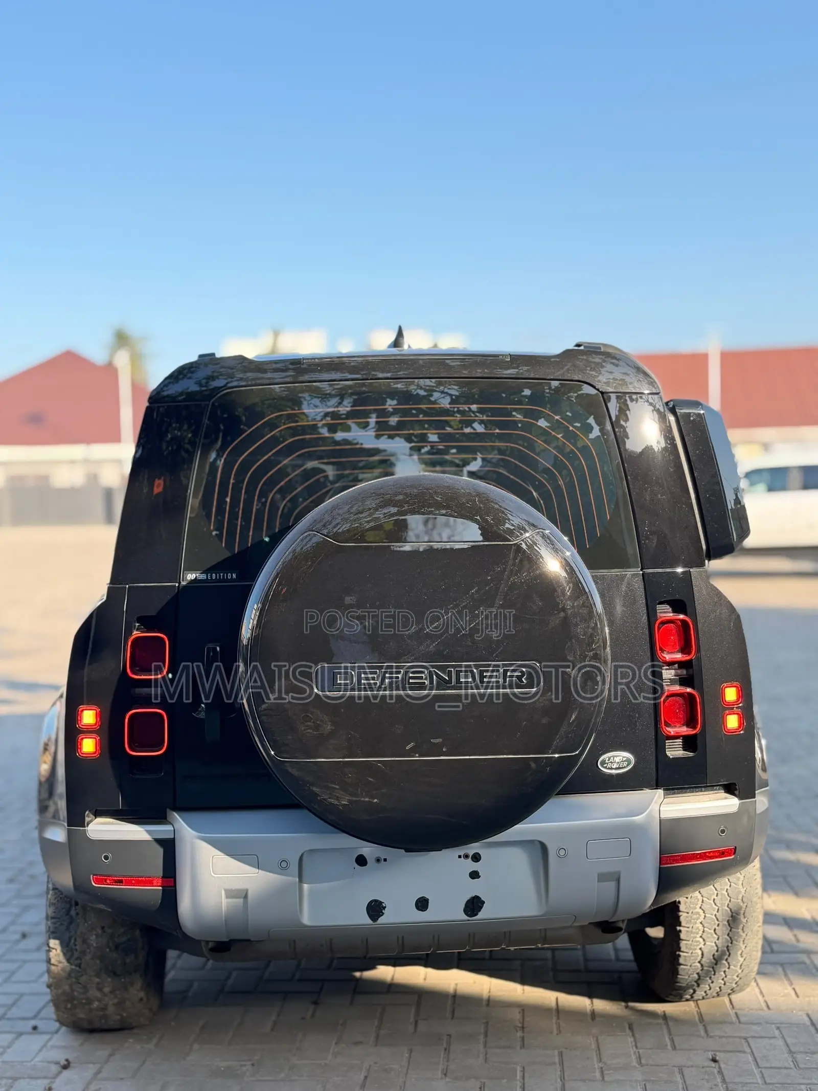 Land Rover Defender 2022 Black