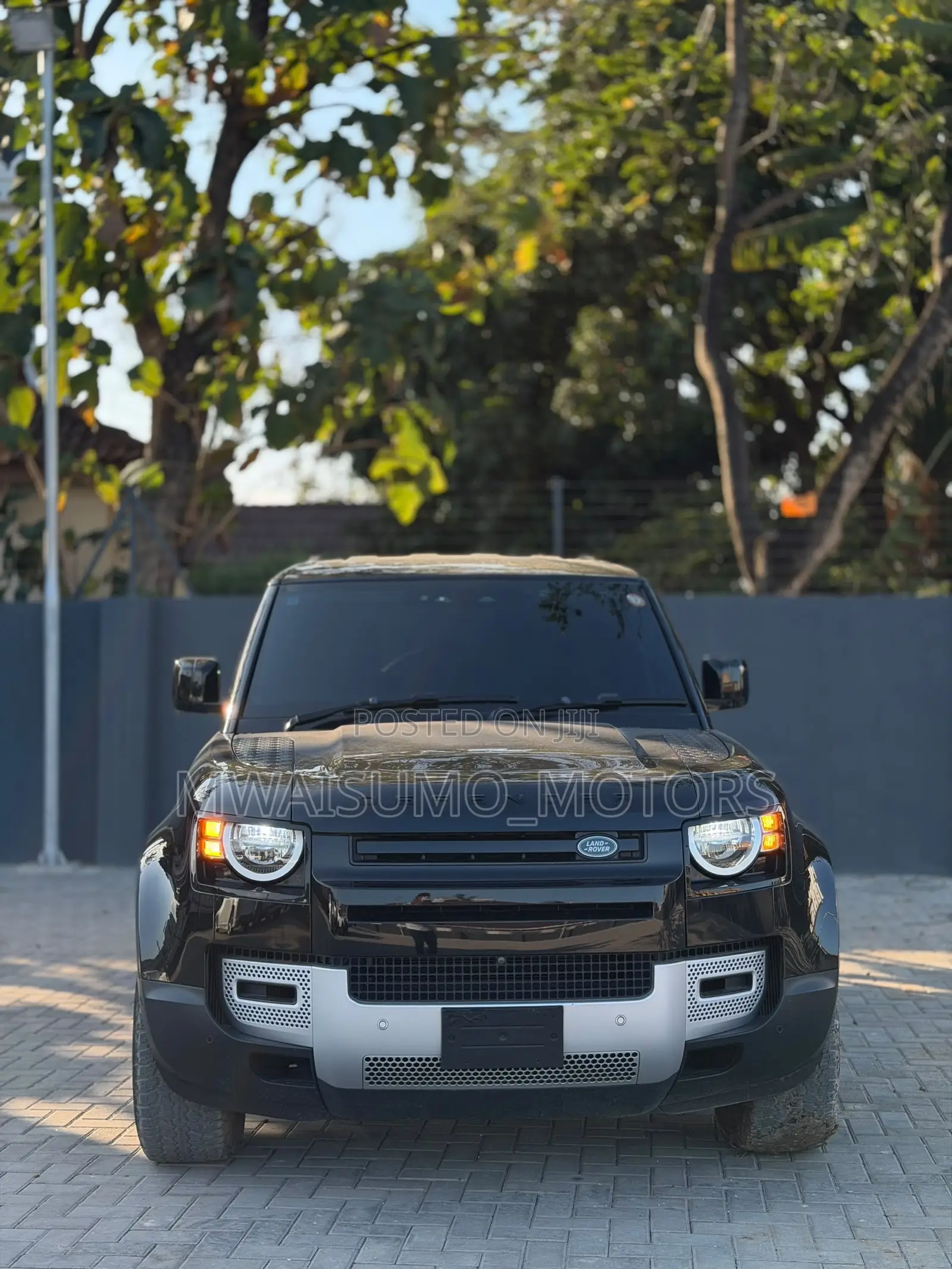 Land Rover Defender 2022 Black