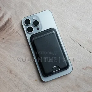 MagSafe Wallet for iPhone