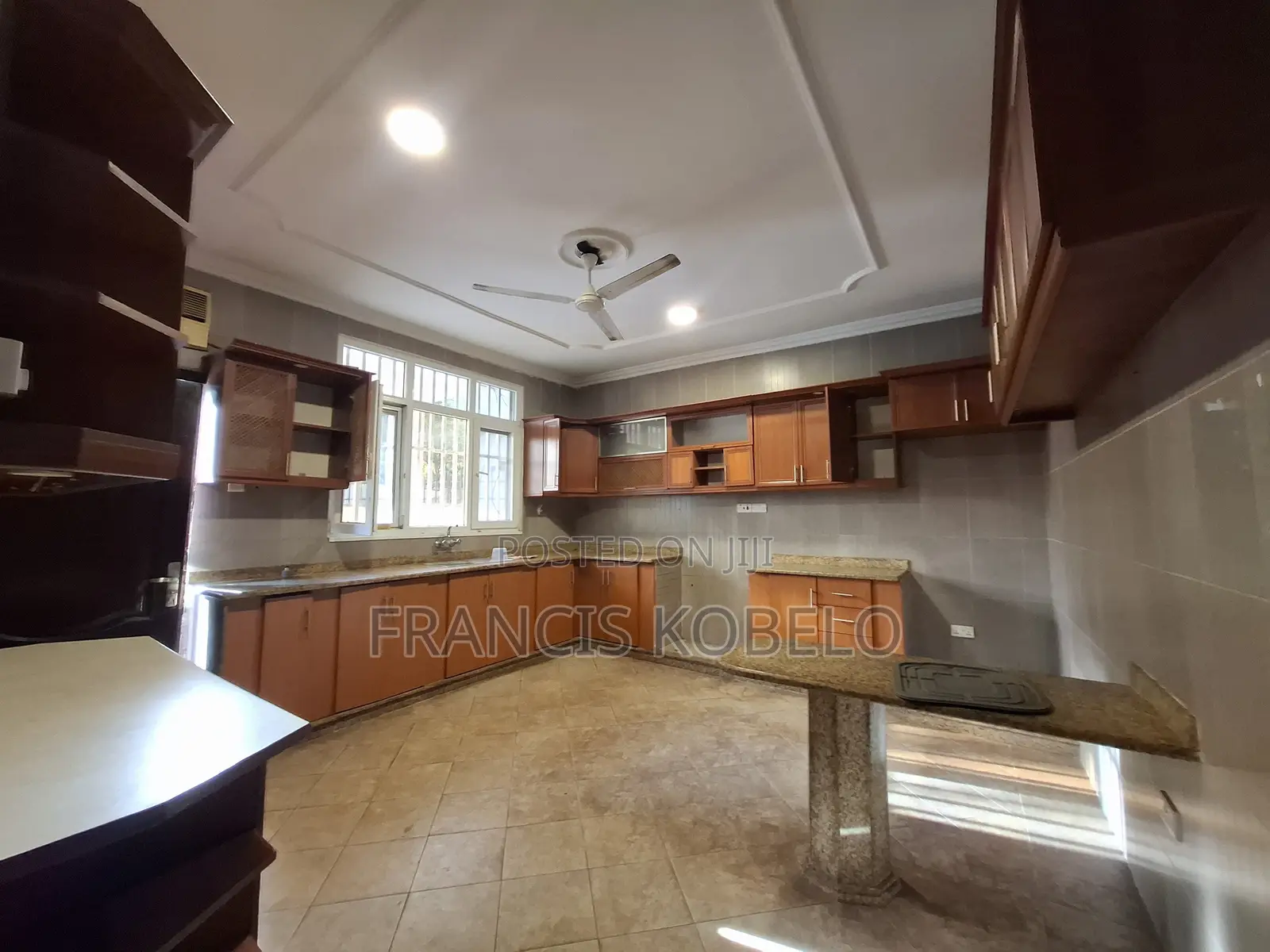 5bdrm House in Oyster Bay for rent