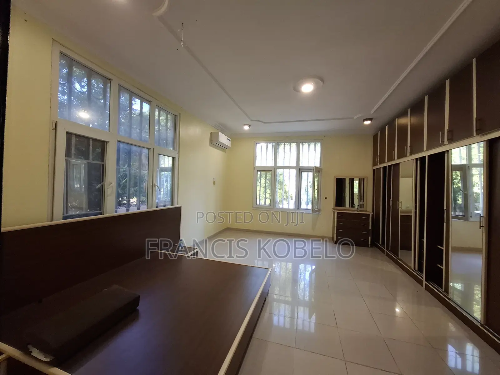 5bdrm House in Oyster Bay for rent