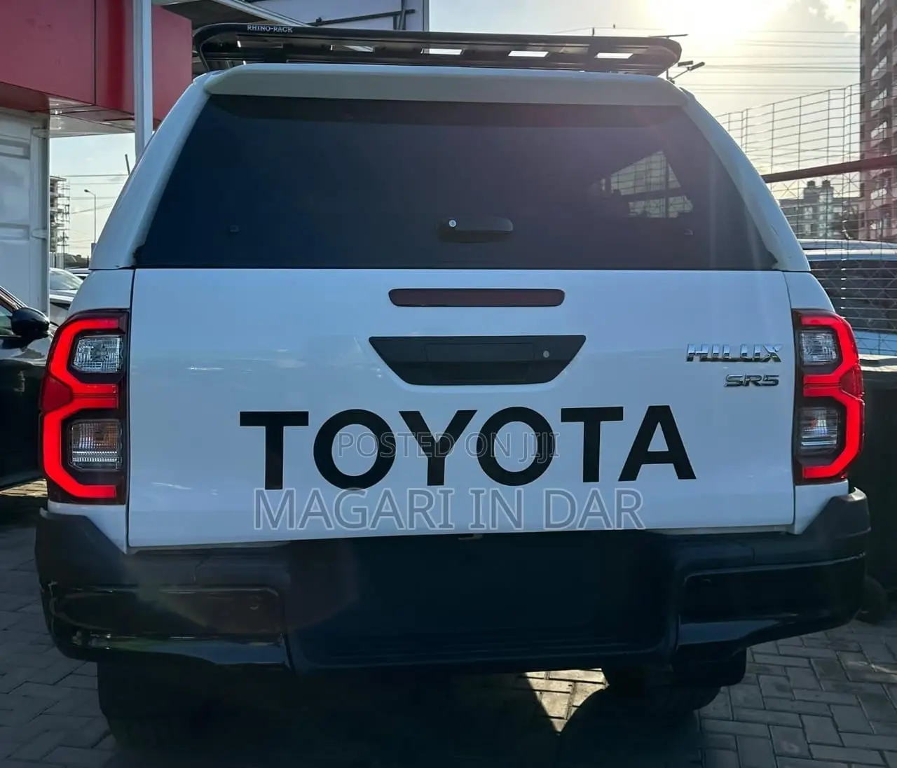 Toyota Hilux 2024 White