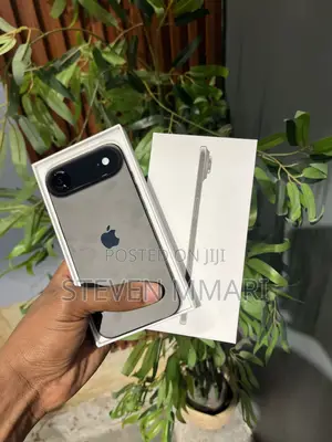 New Apple iPhone Air 256 GB Black