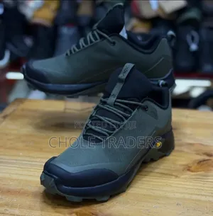 Vicco Waterproof Sneakers
