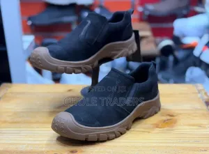Low Caterpillar (CAT) Slip-on Leather Casual Shoes