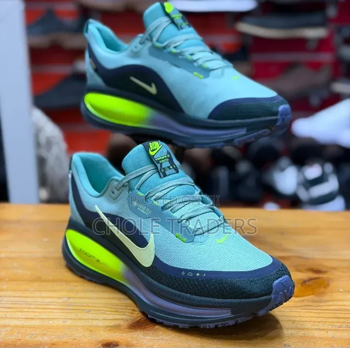 Nike Zoom X Vomero 18 Sneakers (Shoes)