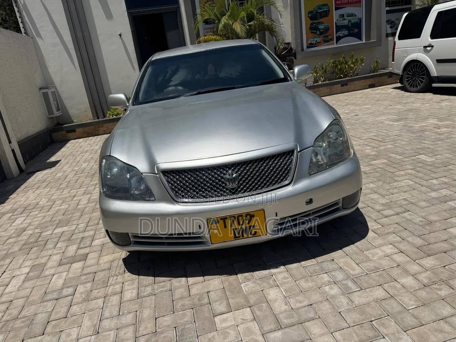 Toyota Crown 2004 Silver