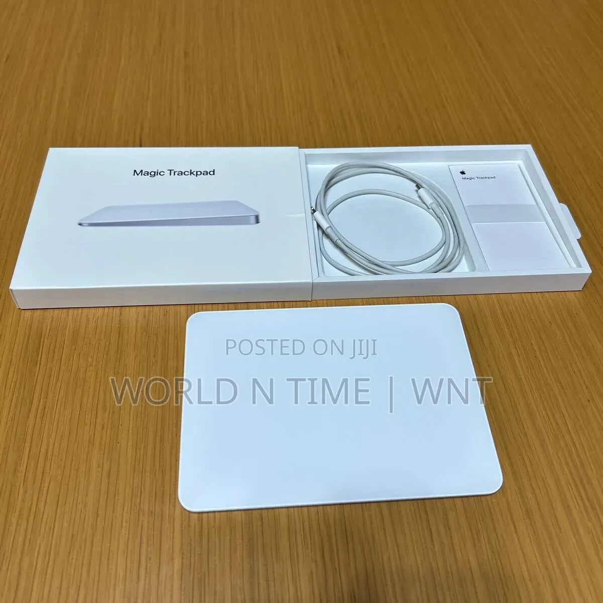 Apple Magic Trackpad USB-C White / Black