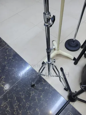 Heavy-Duty Adjustable Musical Instrument Stand/Hardware Stand