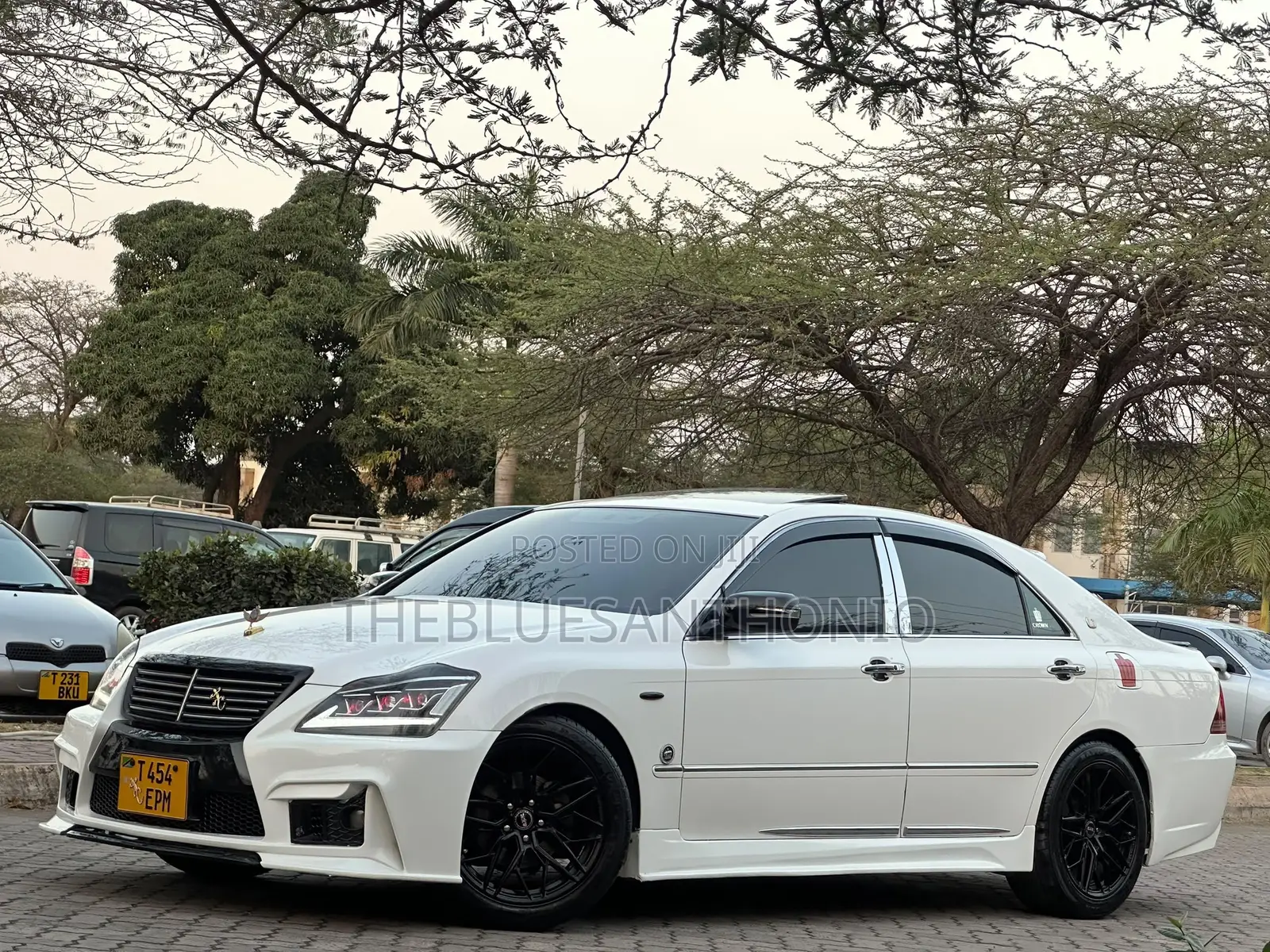 Toyota Crown 2006 Pearl