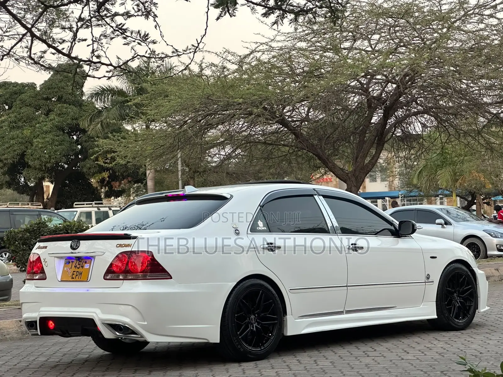 Toyota Crown 2006 Pearl