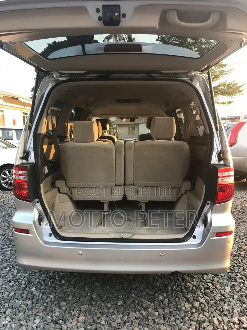 Toyota Alphard 2006 Silver