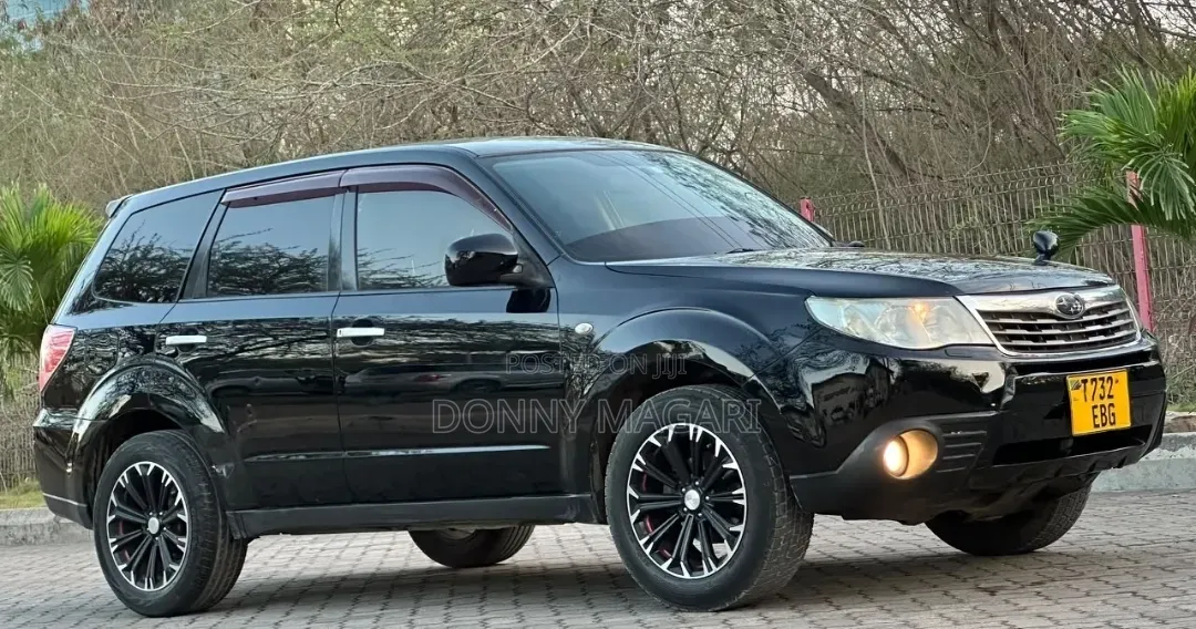 Subaru Forester 2010 Black