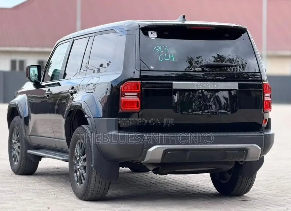 Toyota Land Cruiser Prado 2025 Black