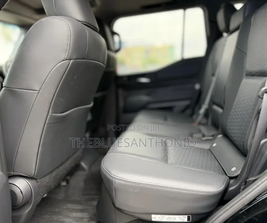 Toyota Land Cruiser Prado 2025 Black