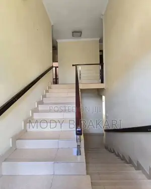 14bdrm House in Mikocheni for rent