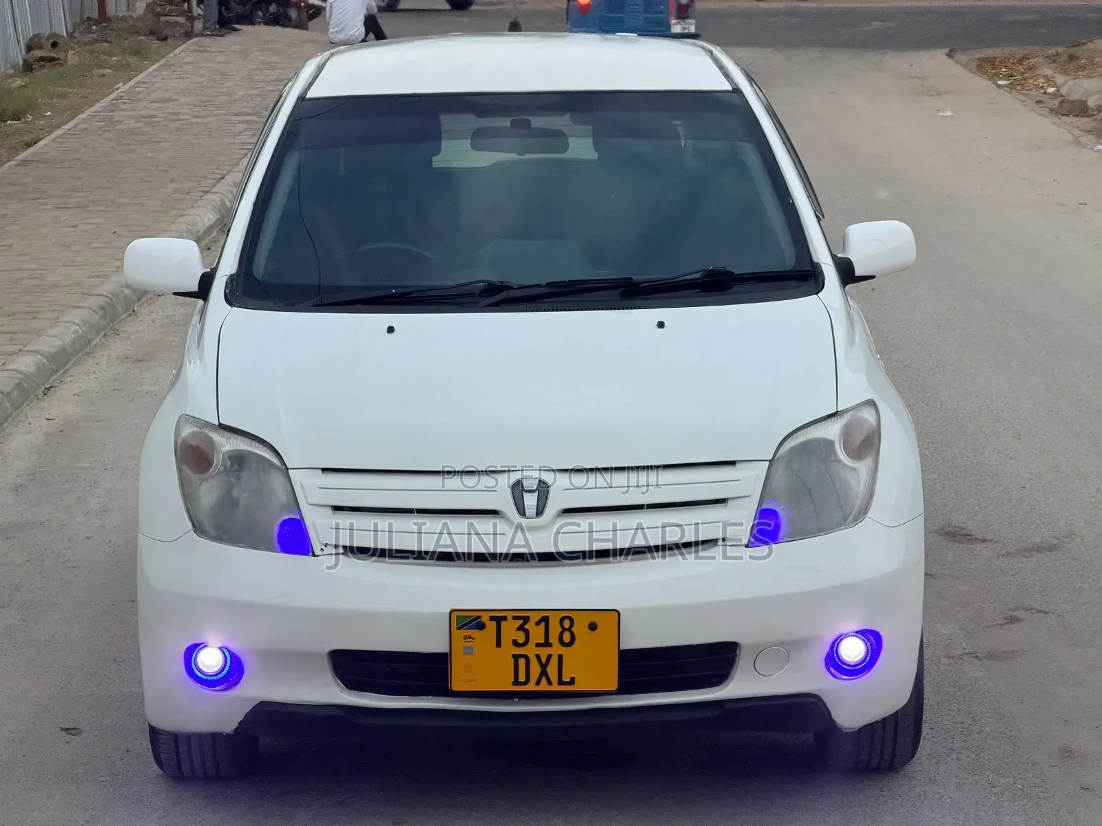 Toyota IST 2004 White