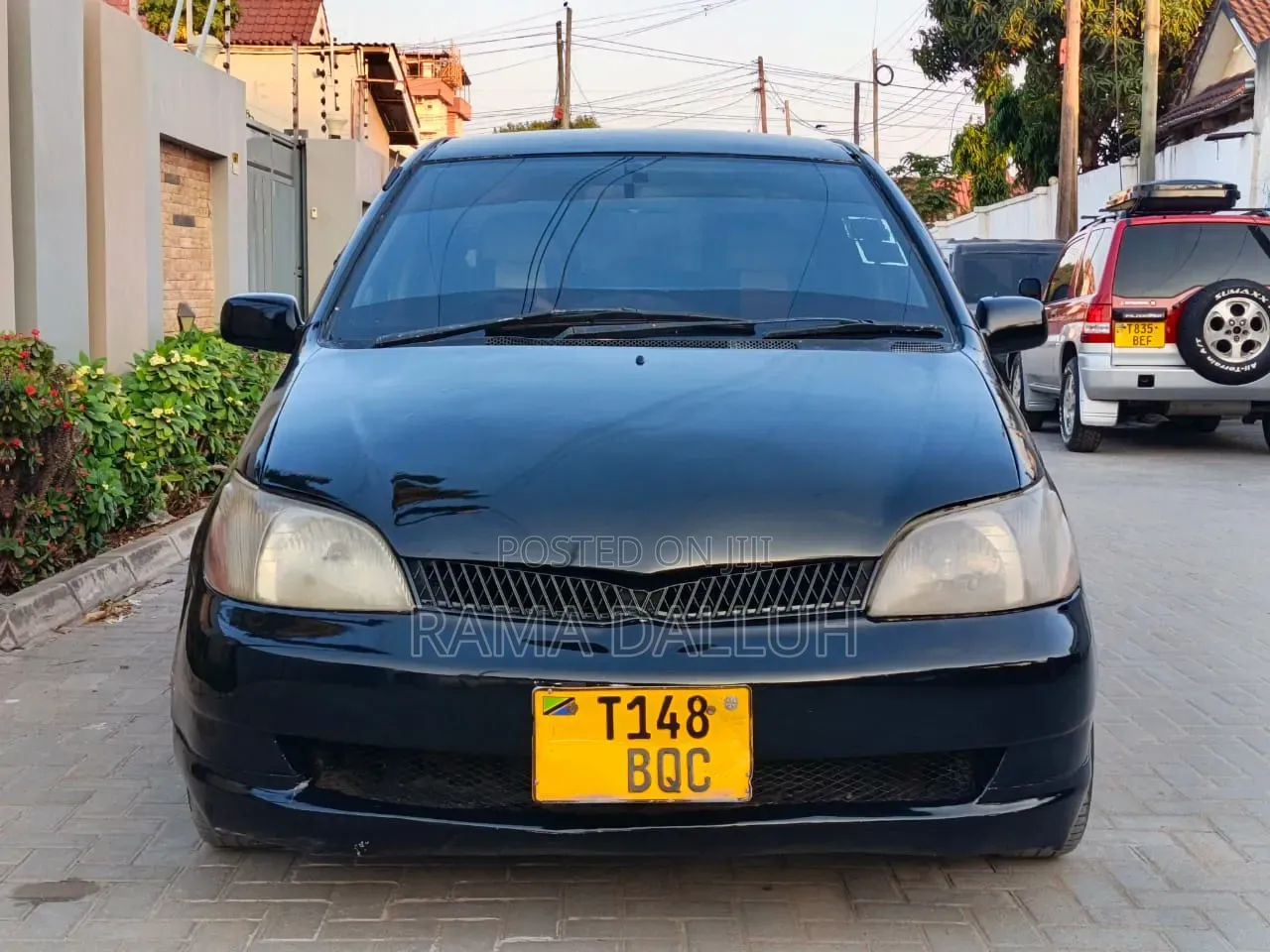 Toyota Platz 2000 Black