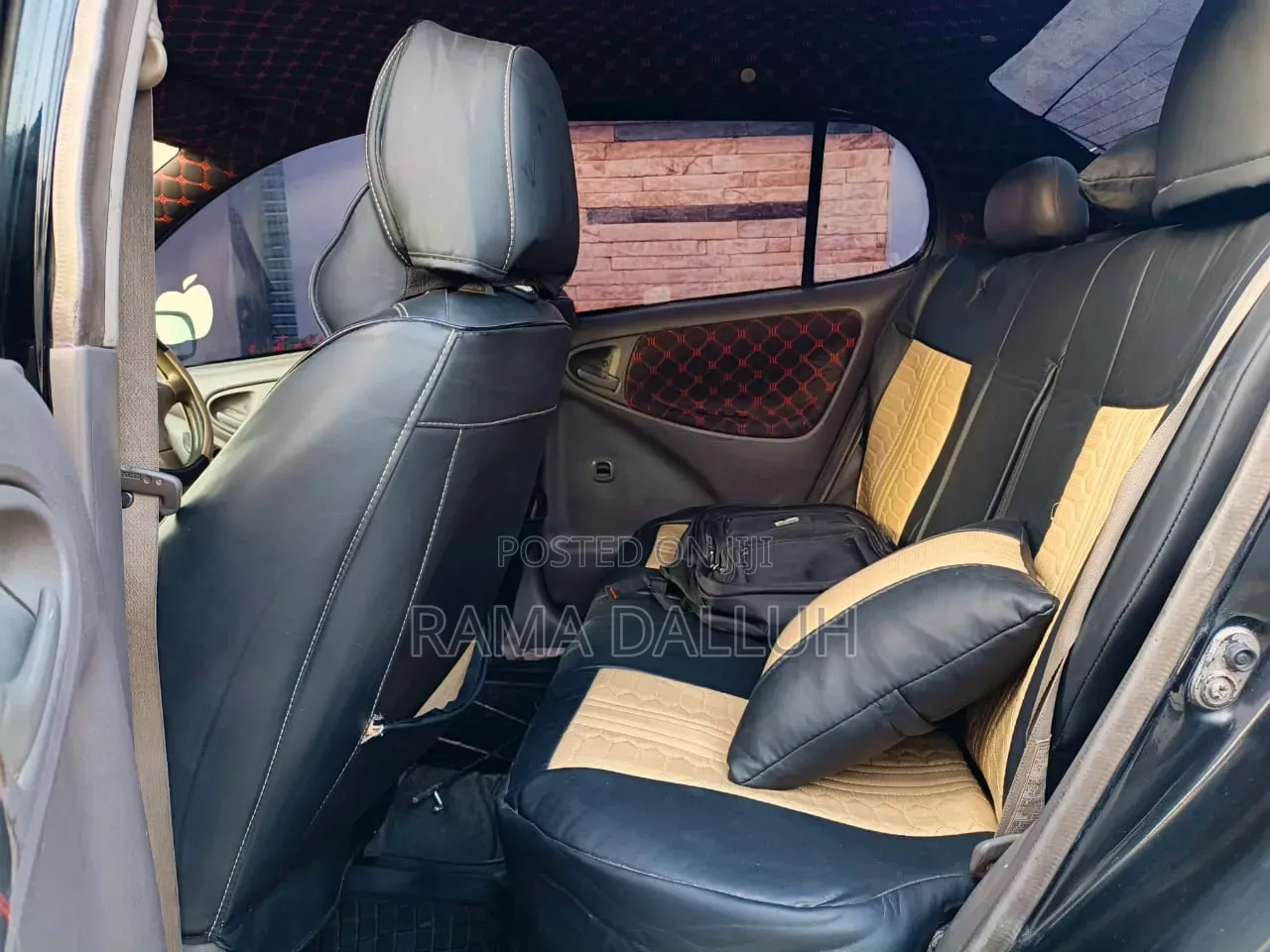 Toyota Platz 2000 Black