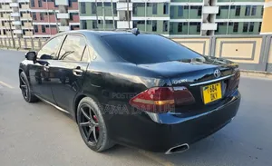 Toyota Crown 2009 Black