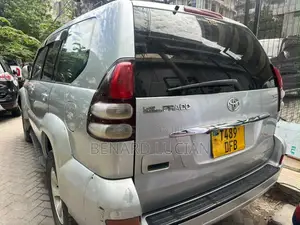 Toyota Land Cruiser Prado 2006 Silver