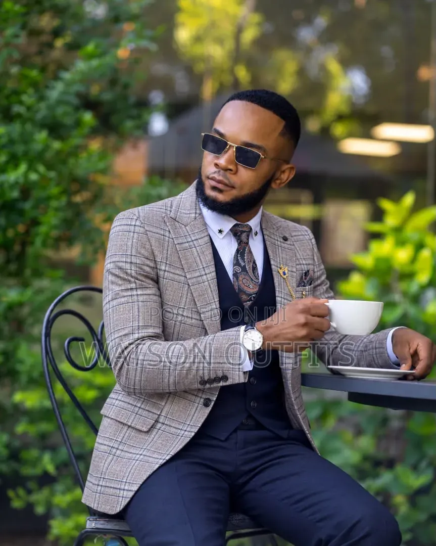 4 Colours 2 Brands Suits for Men's Materials Grade 1 One