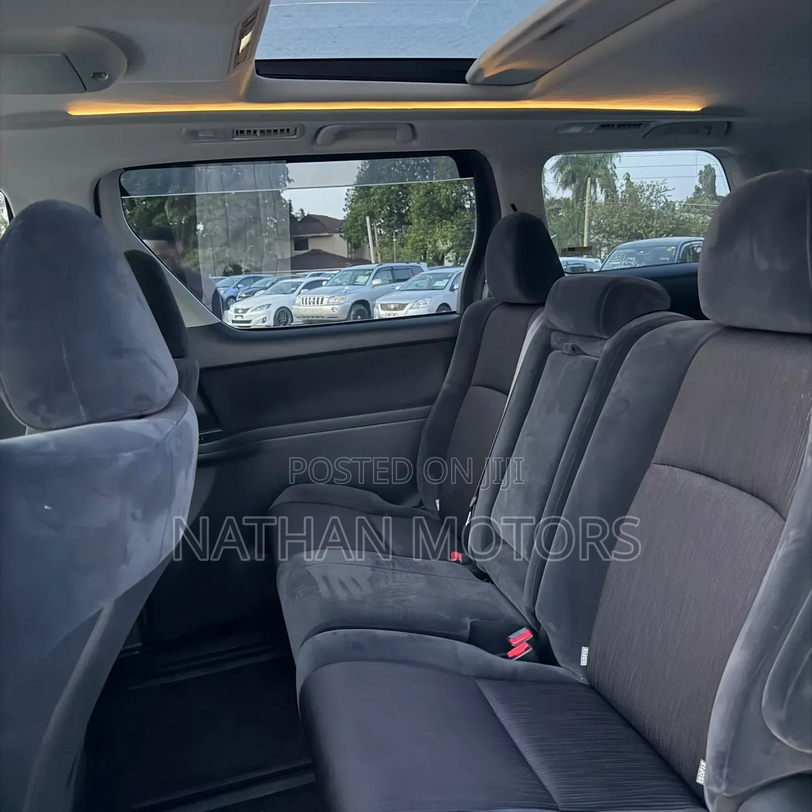 Toyota Vellfire 2009 Purple