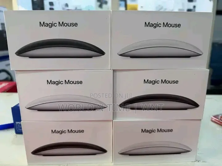 Magic Mouse (USB‐C) - Black Multi-Touch Surface