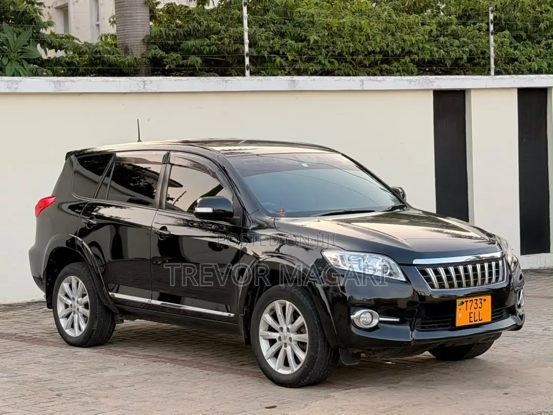 Toyota Vanguard 2012 Black